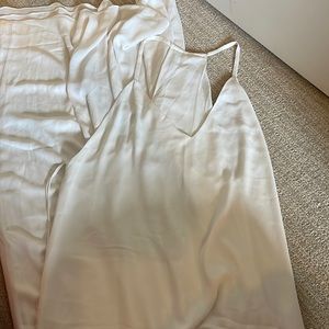 T back alice + olivia flowy maxi dress